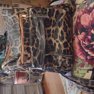 Chic Leopard Print Backpack. Love it. Stylish Backpack